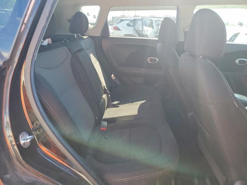 2017 Kia Soul მანქანა იყიდება აუქციონზე, vin: KNDJP3A53H7442186, აუქციონის ნომერი: 58269366