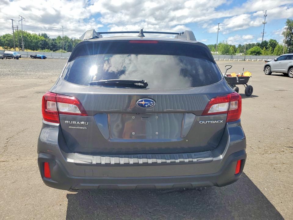 2018 Subaru Outback მანქანა იყიდება აუქციონზე, vin: 4S4BSAHC1J3332306, აუქციონის ნომერი: 57633646