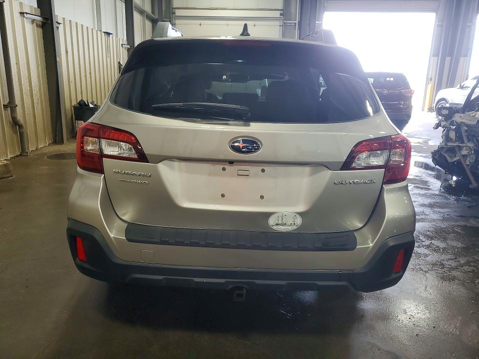 2018 Subaru Outback მანქანა იყიდება აუქციონზე, vin: 4S4BSAHC6J3216972, აუქციონის ნომერი: 58392856