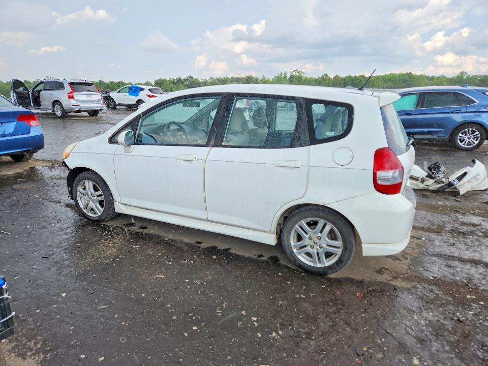 57078526 :رقم المزاد ، JHMGD38627S029123 vin ، 2007 Honda Fit مزاد بيع