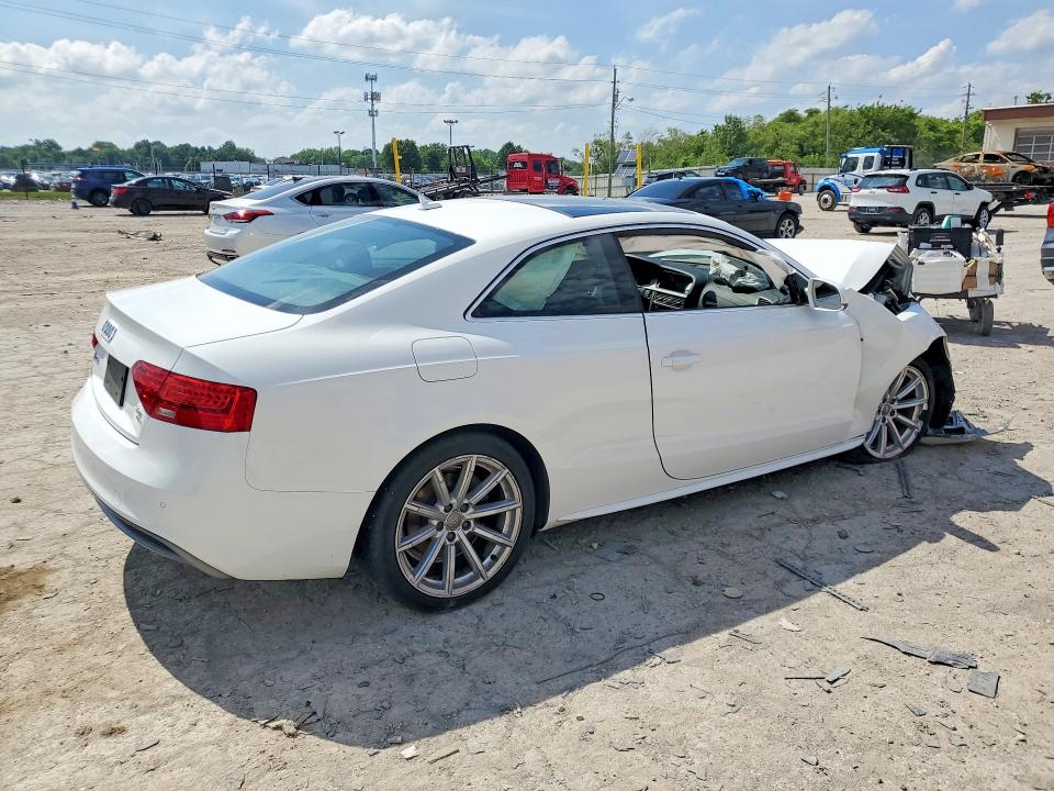 Продаж на аукціоні авто 2015 Audi A5, vin: WAUMFAFR7FA004364, номер лоту: 56891356