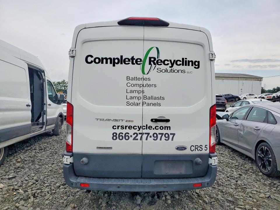 58559706 :رقم المزاد ، 1FTYR2CV8JKA71450 vin ، 2018 Ford Transit مزاد بيع