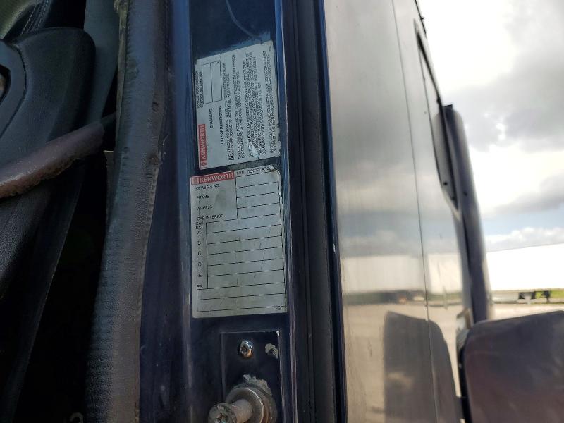 Продажа на аукционе авто 2000 Kenworth T2000, vin: 1XKTDR9XXYJ853540, номер лота: 58578886