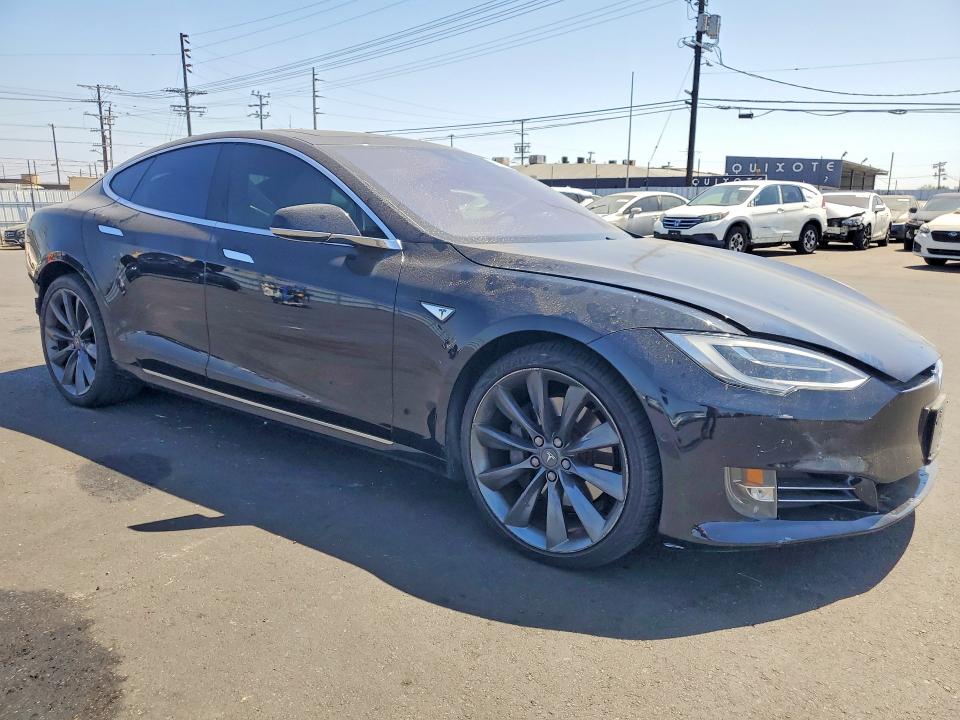 Продаж на аукціоні авто 2016 Tesla Model S, vin: 5YJSA1E2XGF144804, номер лоту: 56422106