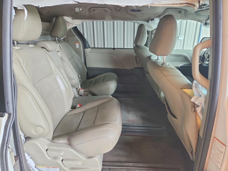57058406 :رقم المزاد ، 5TDYZ3DC3HS874088 vin ، 2017 Toyota Sienna مزاد بيع