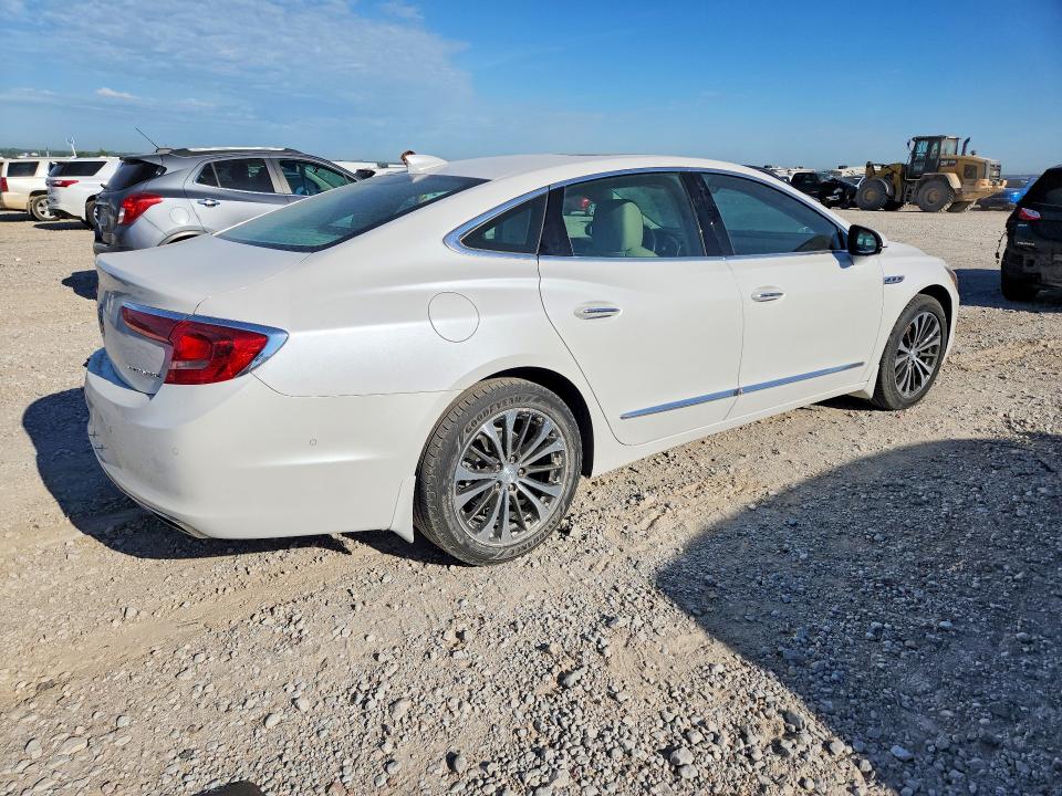 57898956 :رقم المزاد ، 1G4ZR5SS7HU162815 vin ، 2017 Buick Lacrosse مزاد بيع
