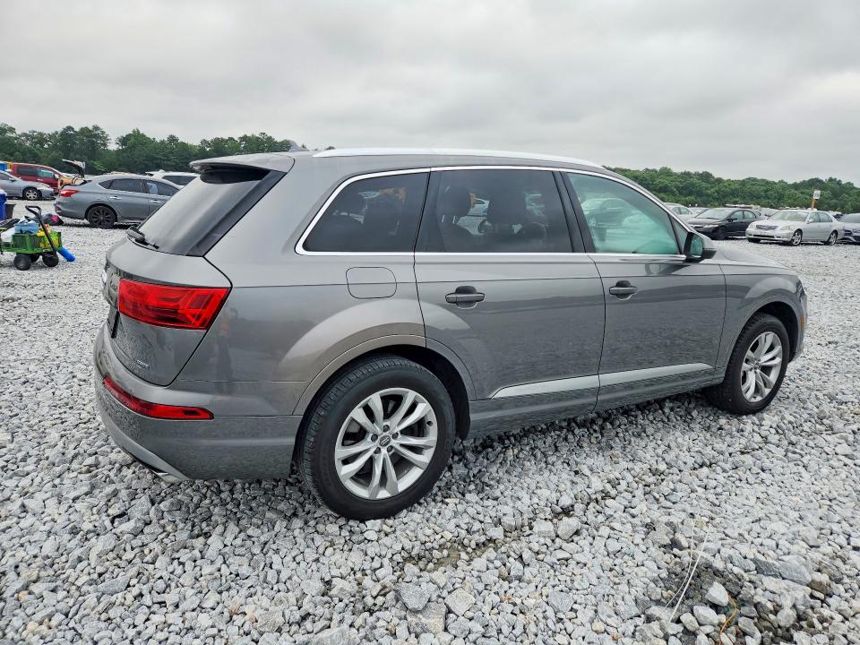 Продажа на аукционе авто 2017 Audi Q7, vin: WA1AHAF71HD044823, номер лота: 58381126