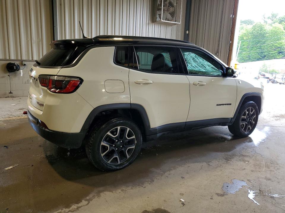 55719296 :رقم المزاد ، 3C4NJDDB5KT721782 vin ، 2019 Jeep Compass مزاد بيع