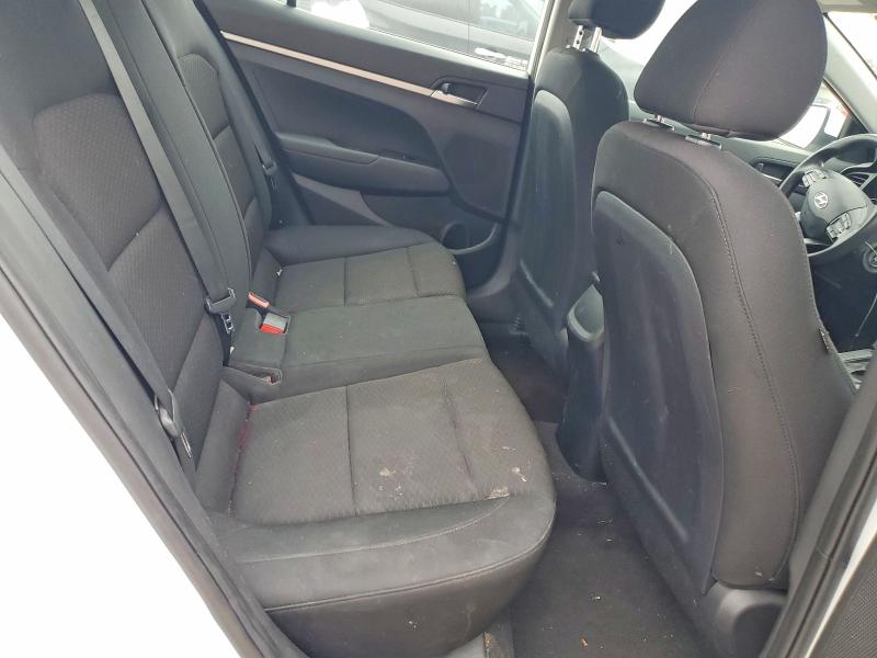 58370386 :رقم المزاد ، 5NPD74LF7KH412913 vin ، 2019 Hyundai Elantra مزاد بيع