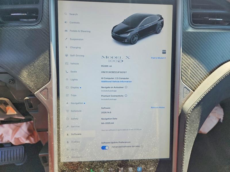 Продажа на аукционе авто 2018 Tesla Model X, vin: 5YJXCBE23JF100107, номер лота: 55827316