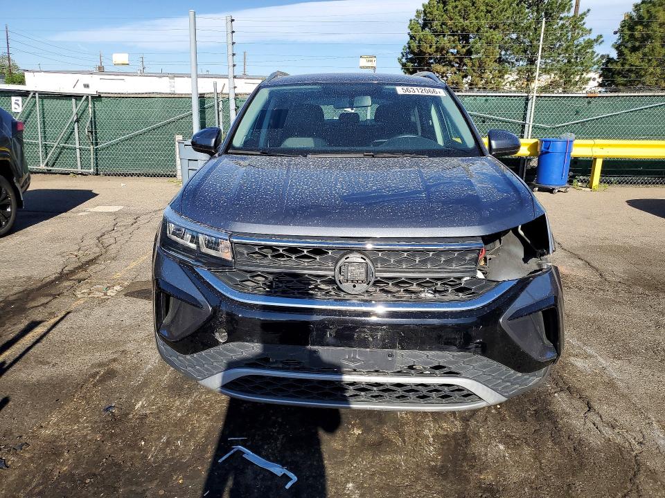 56312066 :رقم المزاد ، 3VVWX7B24NM026670 vin ، 2022 Volkswagen Taos مزاد بيع