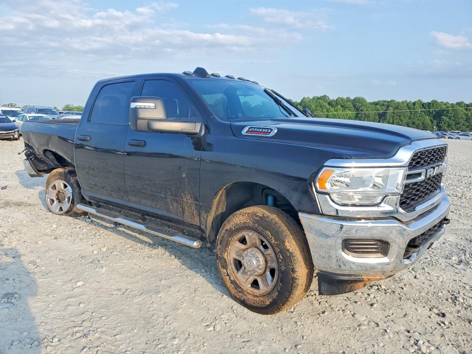 58333376 :رقم المزاد ، 3C6UR5CJ1RG268810 vin ، 2024 Ram 2500 مزاد بيع