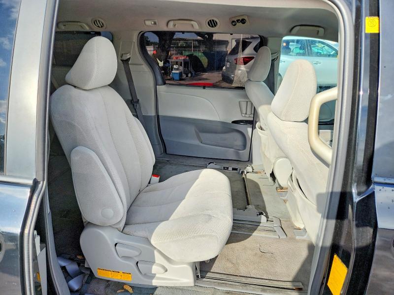 Продаж на аукціоні авто 2011 Toyt Sienna, vin: 5TDKK3DC2BS036359, номер лоту: 56667716