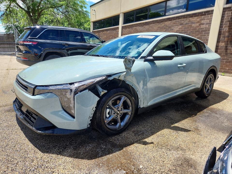57489966 :رقم المزاد ، 3KPFT4DEXTE323725 vin ، 2026 Kia K4 مزاد بيع