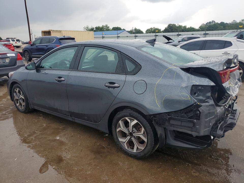 2021 Kia Forte მანქანა იყიდება აუქციონზე, vin: 3KPF24AD1ME395039, აუქციონის ნომერი: 57407696