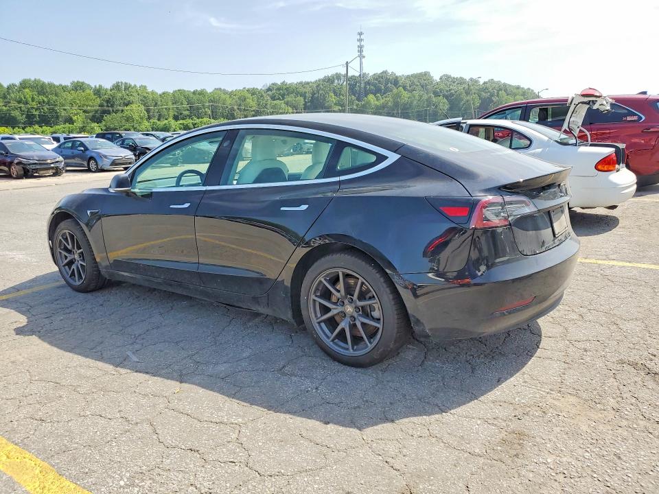 Продажа на аукционе авто 2019 Tesla Model 3, vin: 5YJ3E1EAXKF301675, номер лота: 59237486