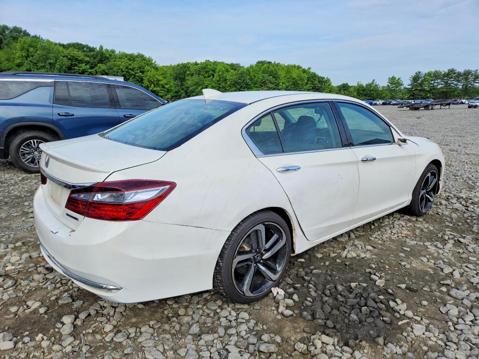 Продажа на аукционе авто 2017 Honda Accord, vin: JHMCR6F35HC011849, номер лота: 56747116