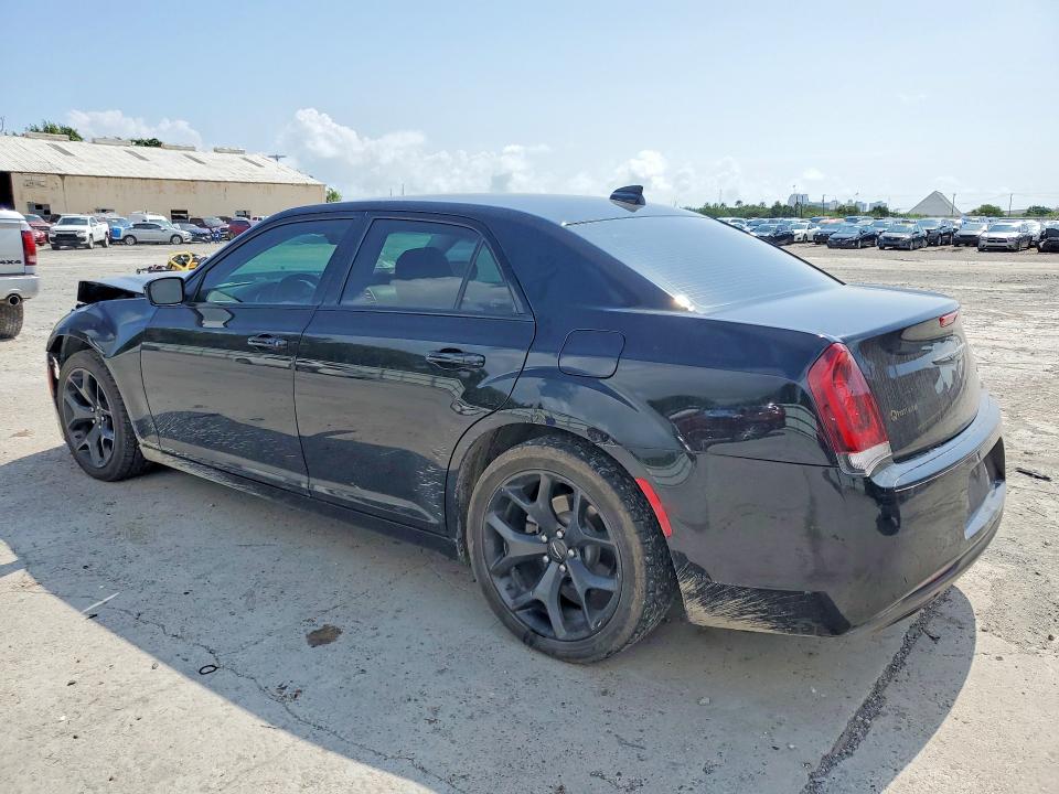 Продажа на аукционе авто 2021 Chrysler 300, vin: 2C3CCAAGXMH617286, номер лота: 55643126
