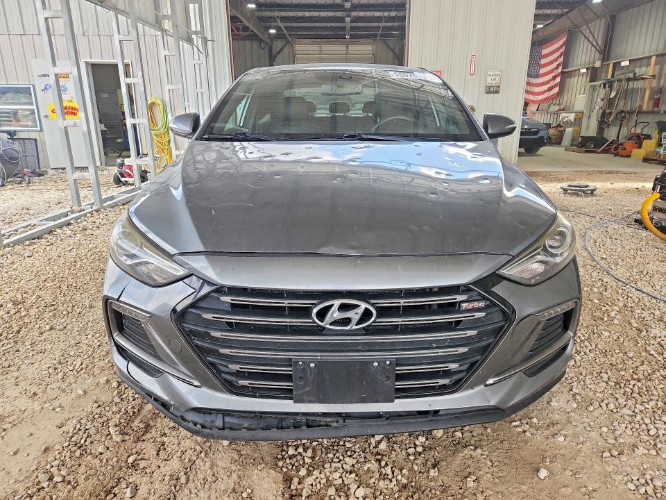2017 Hyundai Elantra მანქანა იყიდება აუქციონზე, vin: KMHD04LBXHU353948, აუქციონის ნომერი: 55079116