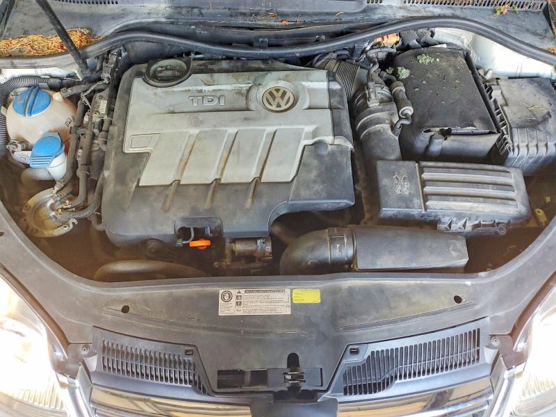 58273716 :رقم المزاد ، 3VWRL7AJ0AM171292 vin ، 2010 Volkswagen Jetta مزاد بيع