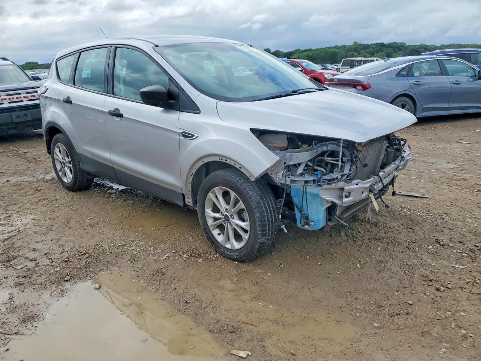 2017 Ford Escape მანქანა იყიდება აუქციონზე, vin: 1FMCU0F79HUA23038, აუქციონის ნომერი: 57684866