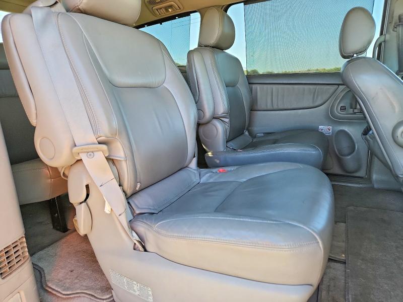 2004 Toyota Sienna მანქანა იყიდება აუქციონზე, vin: 5TDZA22C34S055052, აუქციონის ნომერი: 55649616