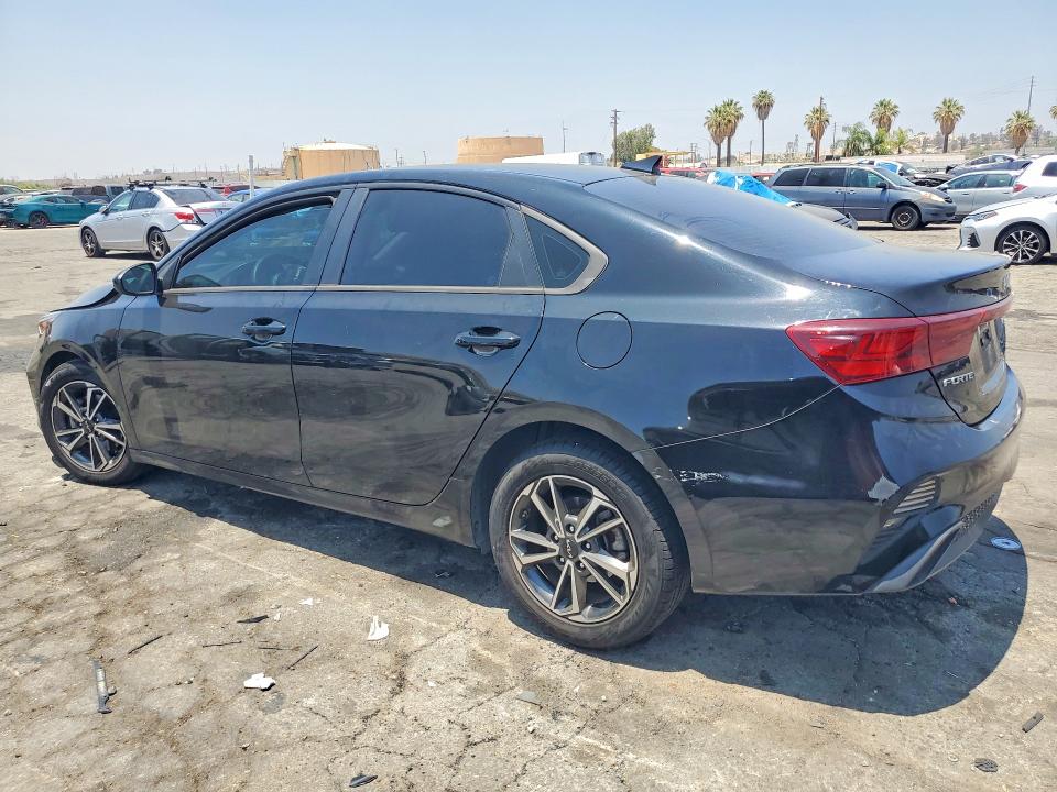 57756066 :رقم المزاد ، 3KPF24AD0NE482531 vin ، 2022 Kia Forte مزاد بيع