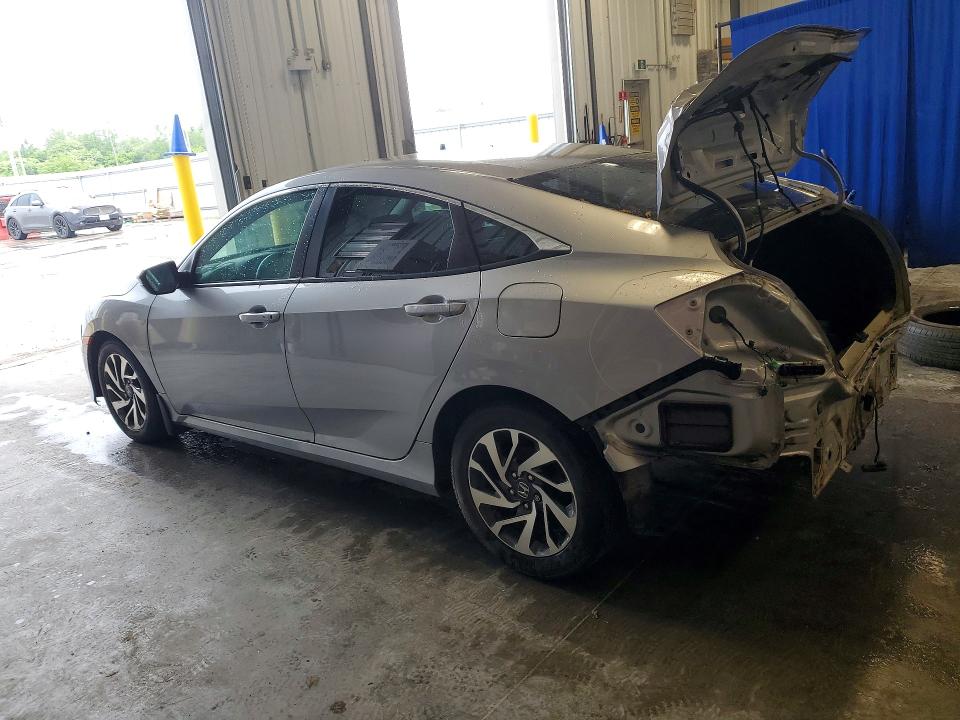 Aukcja sprzedaży 2018 Honda Civic, vin: 2HGFC2F6XJH036723, numer aukcji: 55578896
