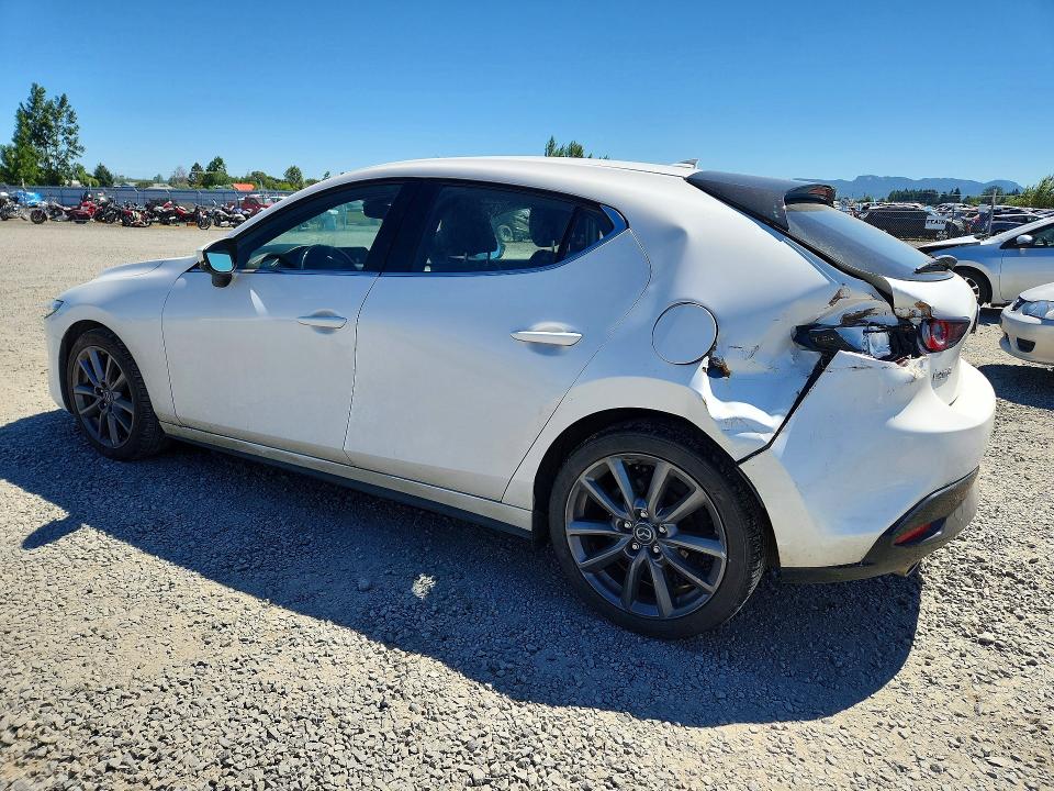 Продажа на аукционе авто 2020 Mazda 3, vin: JM1BPAMM6L1154069, номер лота: 57229926