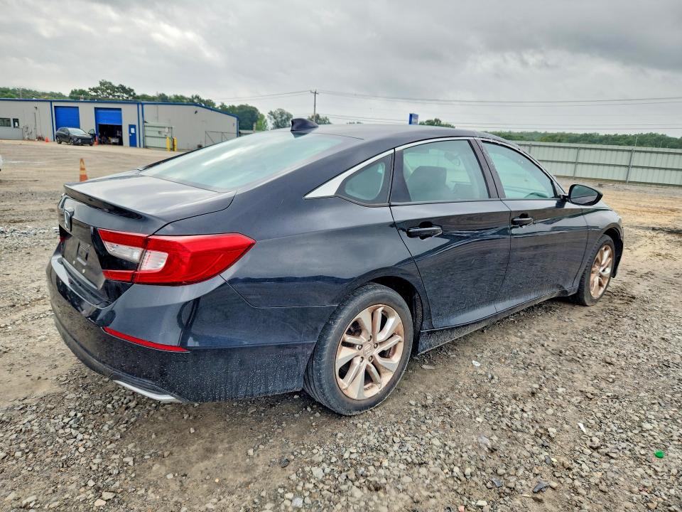 2018 Honda Accord მანქანა იყიდება აუქციონზე, vin: 1HGCV1F19JA088841, აუქციონის ნომერი: 56514946