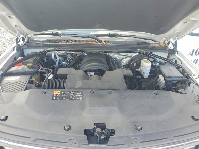 55414786 :رقم المزاد ، 1GNSCKKC6FR681828 vin ، 2015 Chevrolet Suburban مزاد بيع