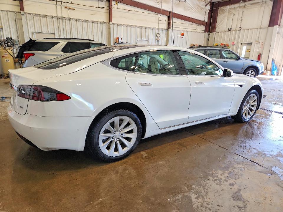 Продажа на аукционе авто 2017 Tesla Model S, vin: 5YJSA1E28HF228699, номер лота: 57476696
