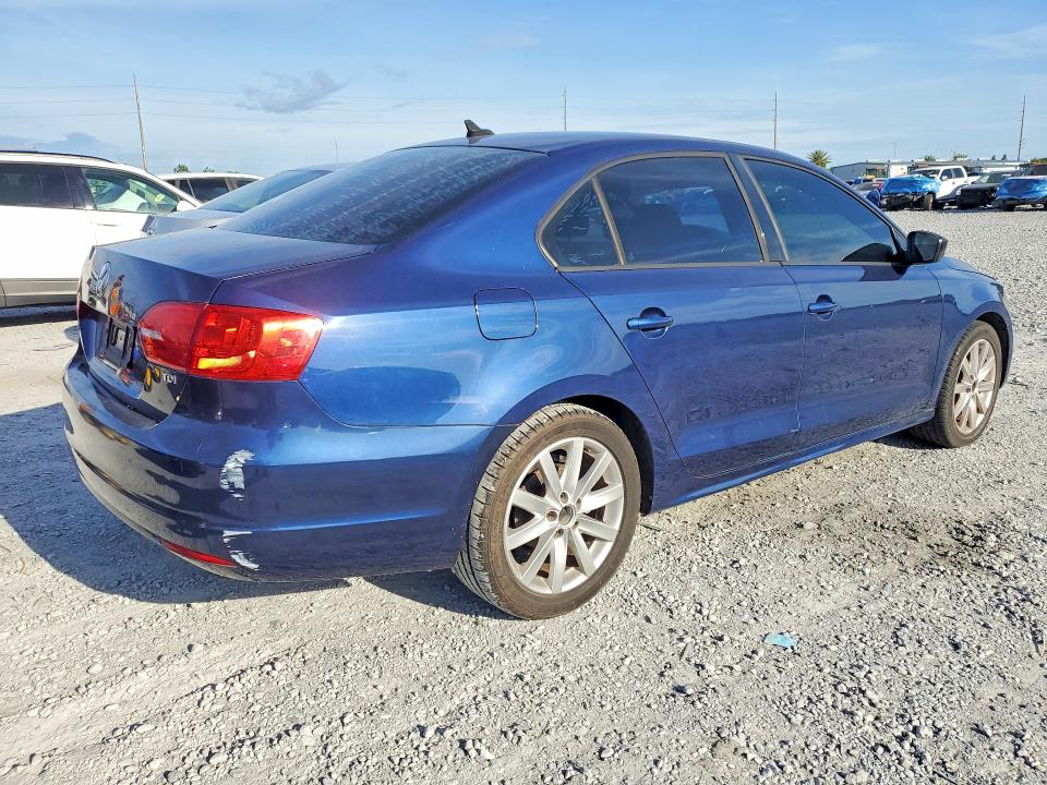 Продаж на аукціоні авто 2014 Volkswagen Jetta, vin: 3VW3L7AJ4EM330259, номер лоту: 56528046