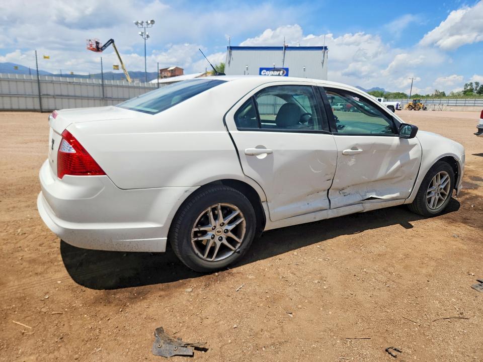 56515546 :رقم المزاد ، 3FAHP0GA2CR275117 vin ، 2012 Ford Fusion مزاد بيع