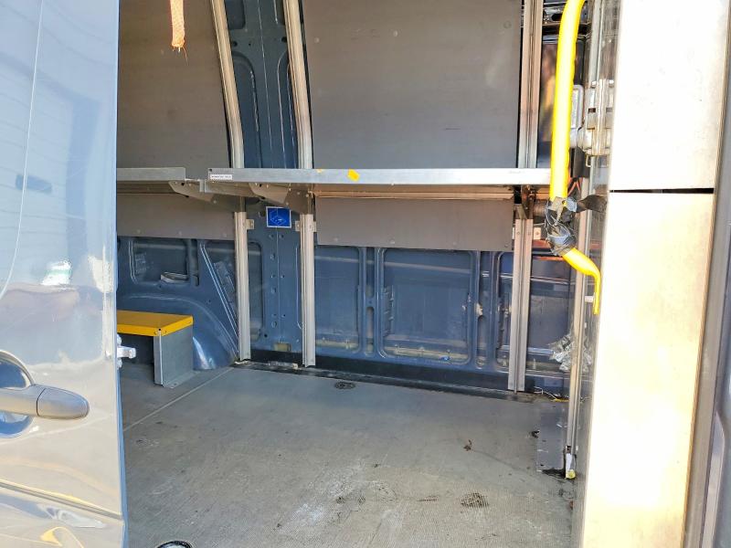 57647606 :رقم المزاد ، WD3PE7CD2JP623436 vin ، 2018 Mercedes-benz Sprinter مزاد بيع