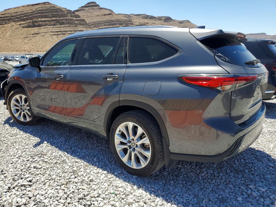 Продаж на аукціоні авто 2022 Toyota Highlander, vin: 5TDDZRBH9NS572168, номер лоту: 57426846