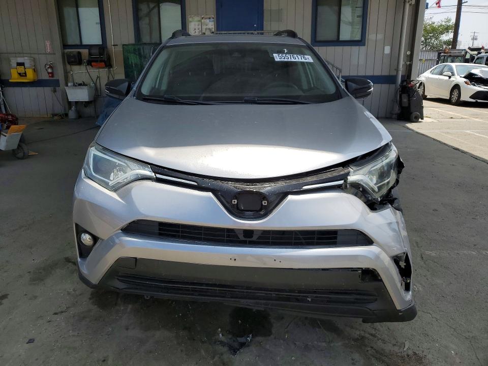 Aukcja sprzedaży 2018 Toyota Rav4, vin: 2T3RFREV8JW730458, numer aukcji: 55576176