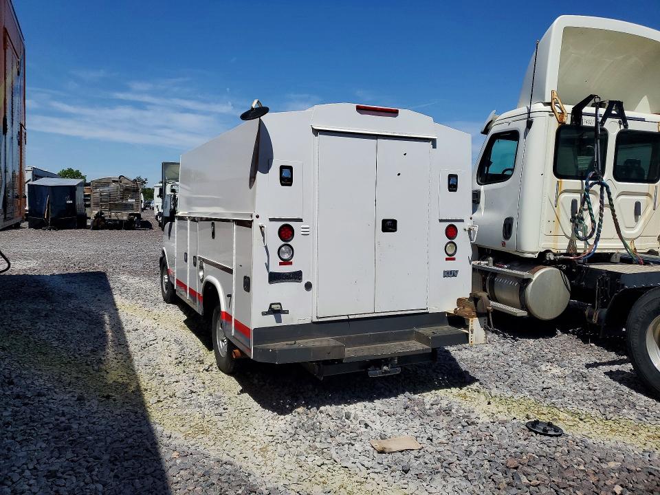 54604586 :رقم المزاد ، 1GB0GRFG9H1337846 vin ، 2017 Chevrolet Express G3500 مزاد بيع