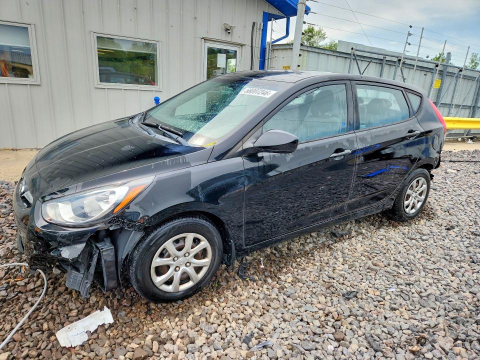 58007246 :رقم المزاد ، KMHCT5AE0DU093852 vin ، 2013 Hyundai Accent مزاد بيع