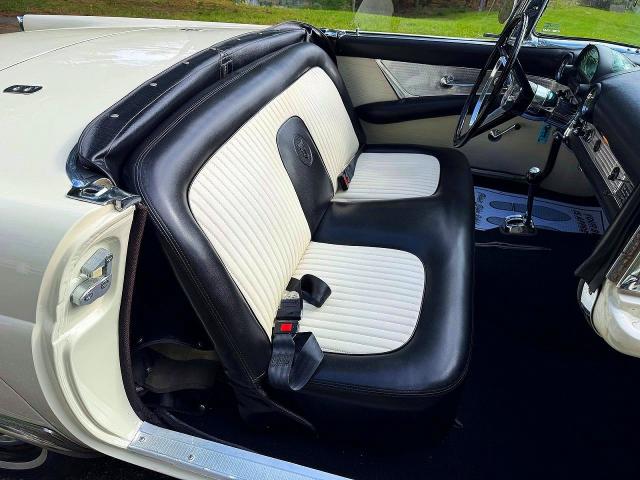 Продажа на аукционе авто 1956 Ford Thunderbird, vin: P6FH333823, номер лота: 54525706