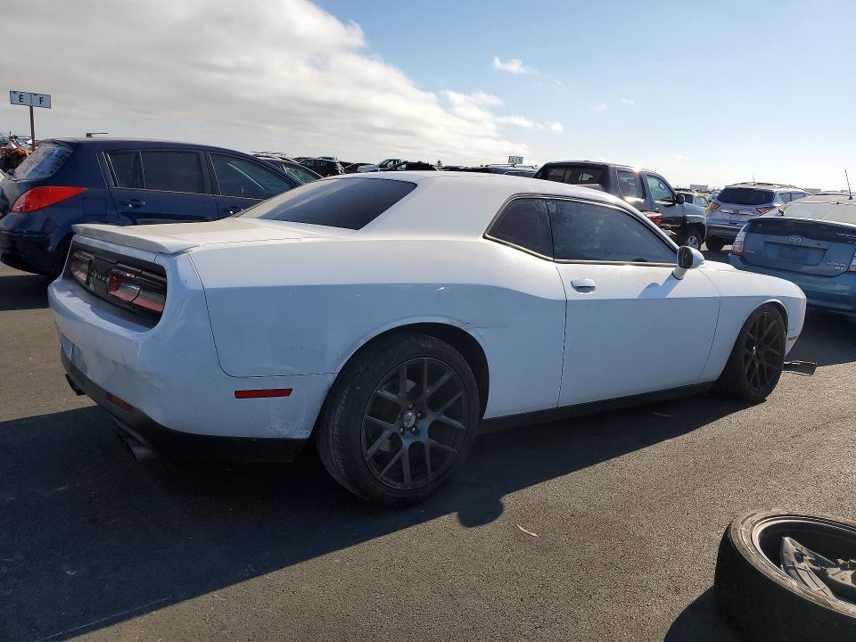 57392456 :رقم المزاد ، 2C3CDZBT2GH172344 vin ، 2016 Dodge Challenger مزاد بيع