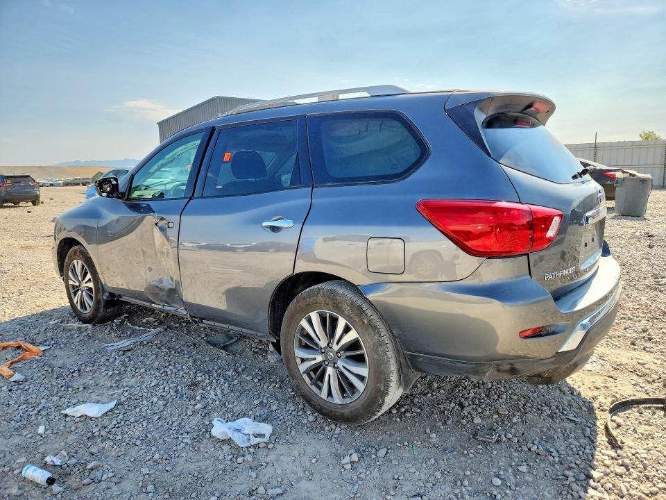57768086 :رقم المزاد ، 5N1DR2MN7HC675567 vin ، 2017 Nissan Pathfinder مزاد بيع