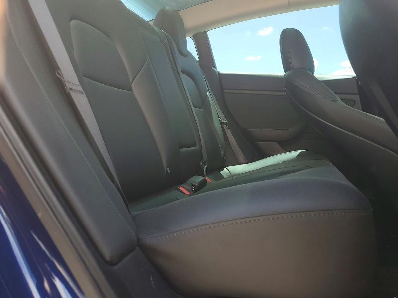 55512796 :رقم المزاد ، 5YJ3E1EA4NF336653 vin ، 2022 Tesla Model 3 مزاد بيع