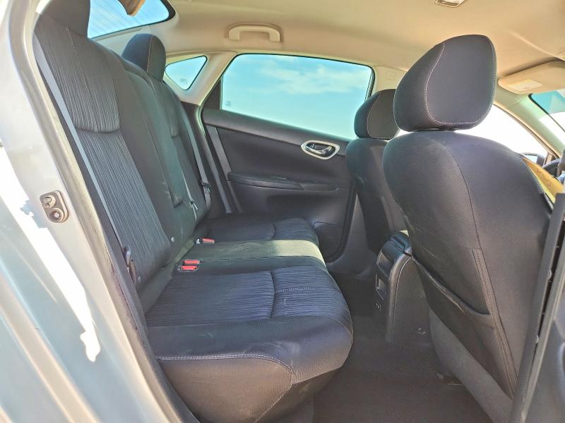 55807106 :رقم المزاد ، 3N1AB7AP1JL639174 vin ، 2018 Nissan Sentra مزاد بيع