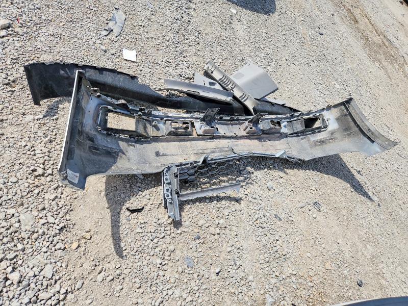58577806 :رقم المزاد ، 1GNSKFEC1JR162555 vin ، 2018 Chevrolet Tahoe مزاد بيع