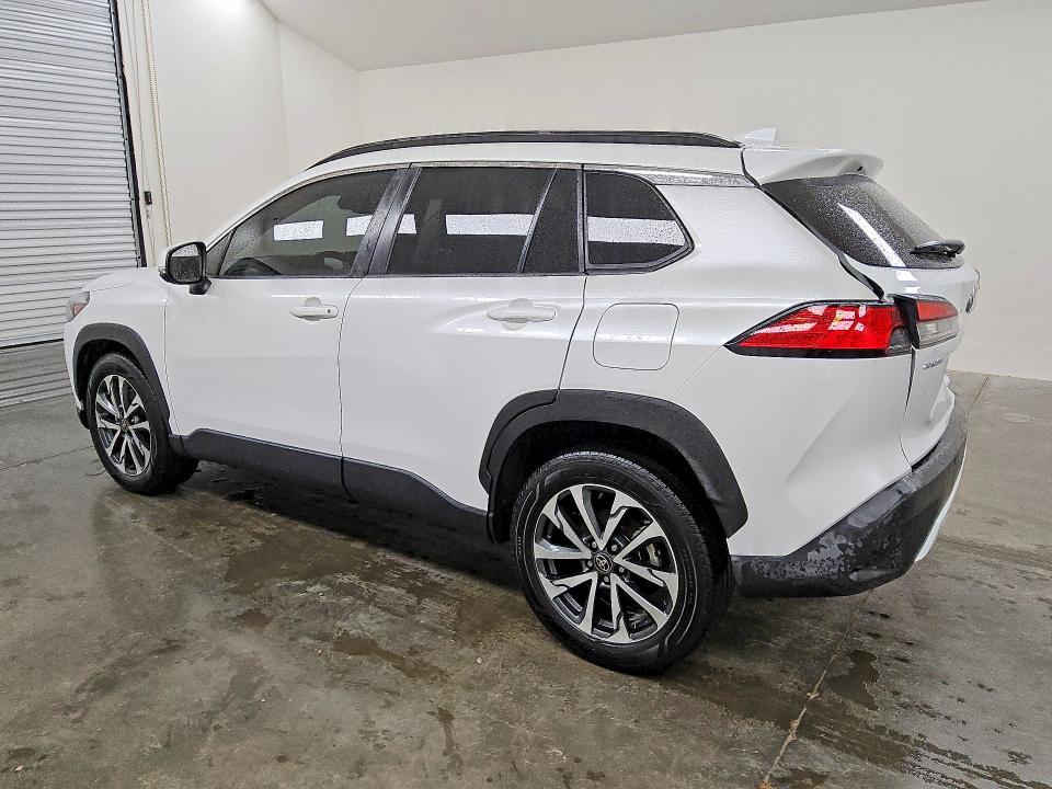 2023 Toyota Corolla Cross მანქანა იყიდება აუქციონზე, vin: 7MUEAABG0PV062319, აუქციონის ნომერი: 57353856