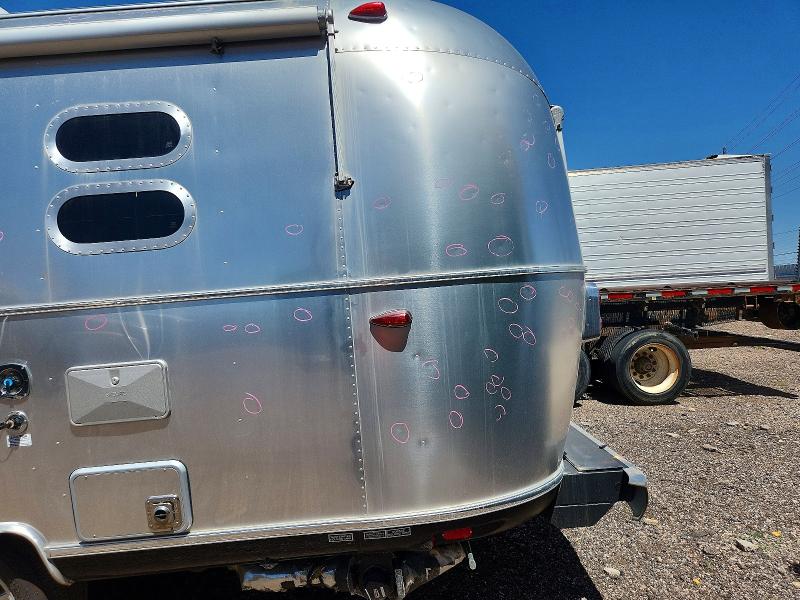 57056336 :رقم المزاد ، 1STK9AG25PJ568875 vin ، 2023 Airstream Travel Tra مزاد بيع