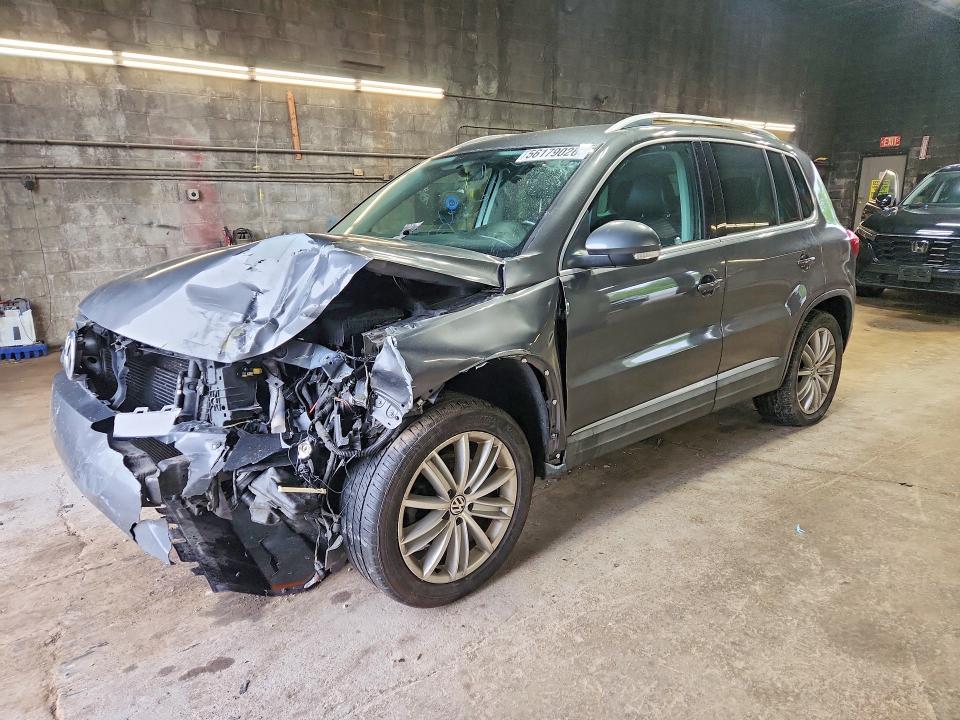 56179026 :رقم المزاد ، WVGAV3AX4EW616514 vin ، 2014 Volkswagen Tiguan مزاد بيع