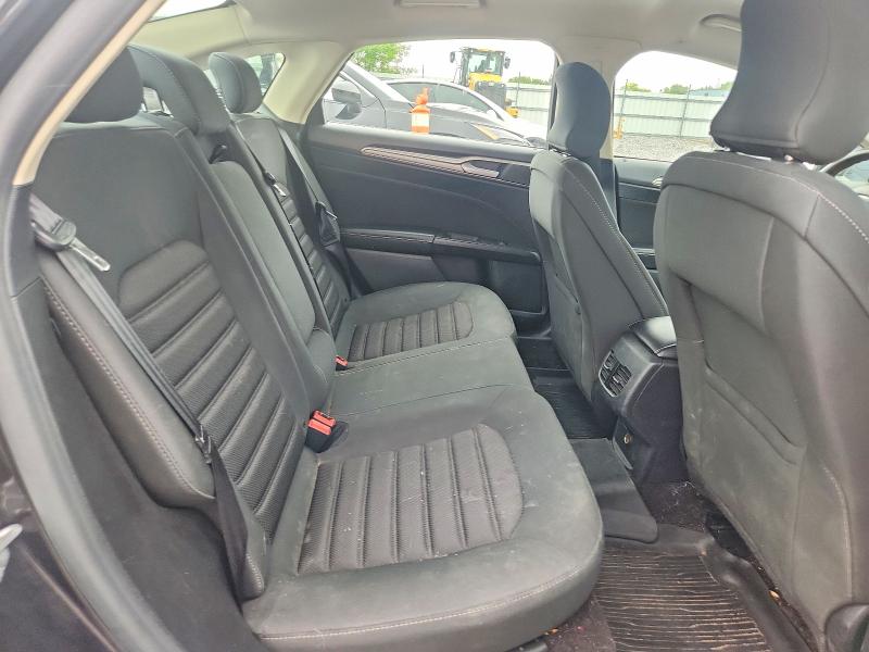 56336796 :رقم المزاد ، 3FA6P0HD0KR186273 vin ، 2019 Ford Fusion مزاد بيع