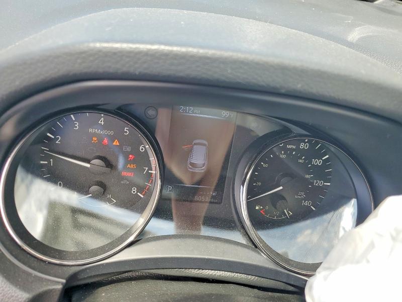 56429496 :رقم المزاد ، JN1BJ1CP1HW009290 vin ، 2017 Nissan Rogue Sport مزاد بيع